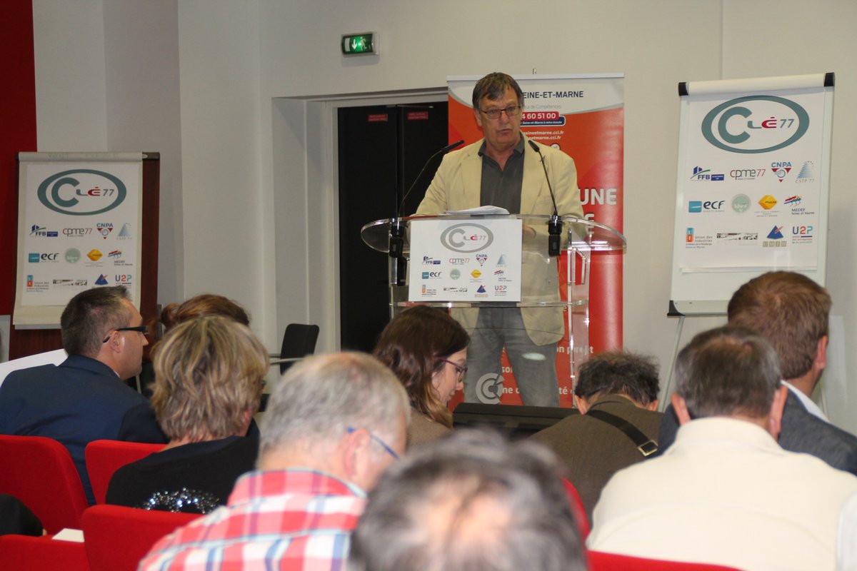 ccism77's tweet photo. Ouverture ce soir par le Président Jacquemard @ccism77, de la rencontre #legislatives2017 du #CLE77 : débat #entrepreneurs & candidats https://t.co/i4crO4NnZX