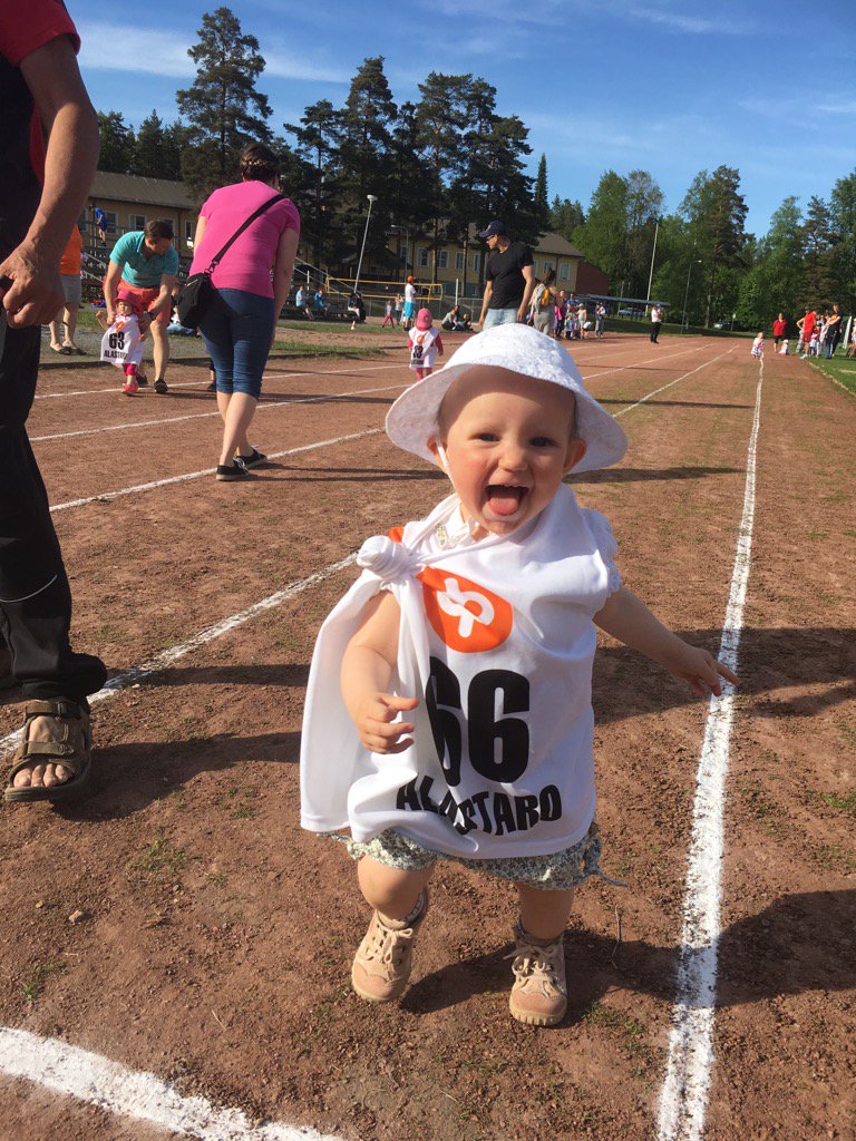 SMetsanranta's tweet photo. OP Alastaron hippokisoissa tänään 83 kilpailijaa. Liikunnan riemua pienestä pitäen! #OPliikkeelle https://t.co/WgaLyjSmFD