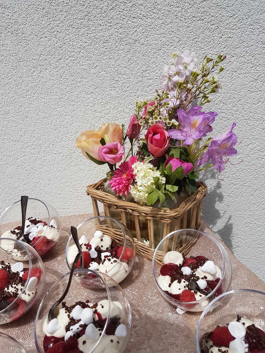 maincoms's tweet photo. . @Gingercatering1 thank you for the awesome desserts today! #yummy https://t.co/EYG5GVSef1