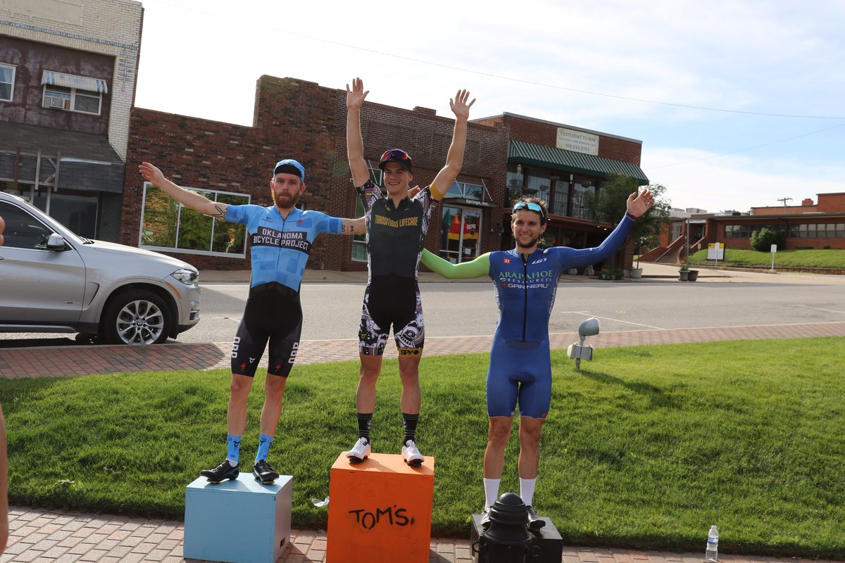 SourceE's tweet photo. SE athlete @skylermackey took the win at Sand Springs Palmer #Crit Category 1/2. He uses crits to prep for #cx: https://t.co/NqViZ5H1C7 https://t.co/TKBAdLGz1K