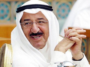 رجل في الـ88 من العمر يجوب من بلد آخر كرسول سلام ومحبة، عسى أن تنجح حكمة الكبار في لم الأخطاء.
شكرا لـ #أمير_الإنسانية
#قطع_العلاقات_مع_قطر