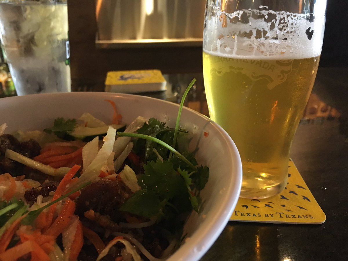 TXchilihead's tweet photo. Lunch at Nobi!! @nobipub Charpork Vermicelli and a Southern Star pils. https://t.co/yEmuIfw2UR