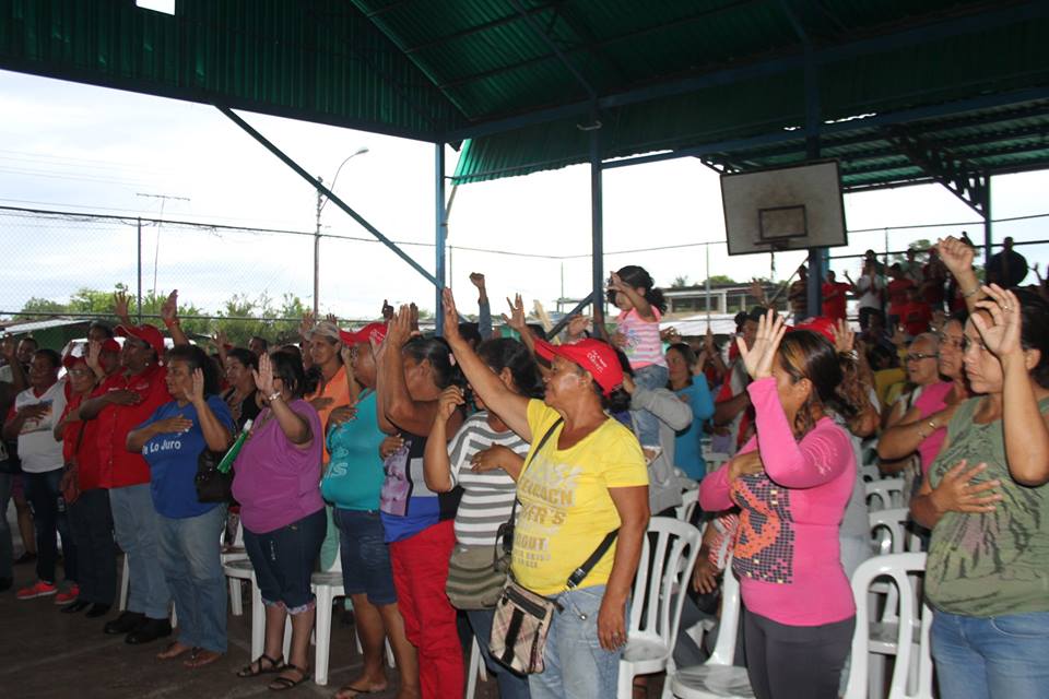 GobLizeta's tweet photo. #FirmaConstituyente Parroquia "Antonio José de Sucre" de #Tucupita apoya contundentemente a @NicolasMaduro y la #Constituyente #DeltaAmacuro https://t.co/bl7NUcgwV0