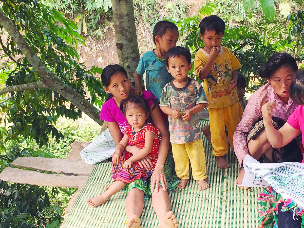 vietnamrelief's tweet photo. Yen Bai kids! #juneproject #vietnamerelief https://t.co/ziJOkJEb65
