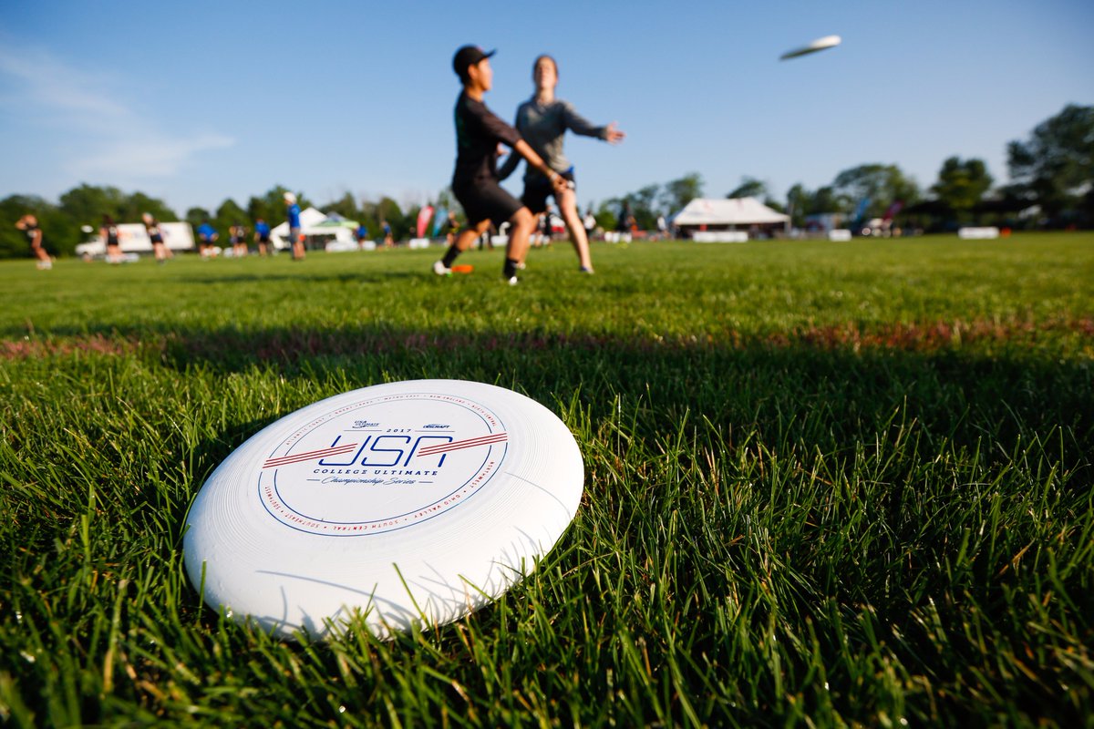 Your #WednesdayWisdom: “When a ball dreams, it dreams it’s a disc.” #USAUltimate