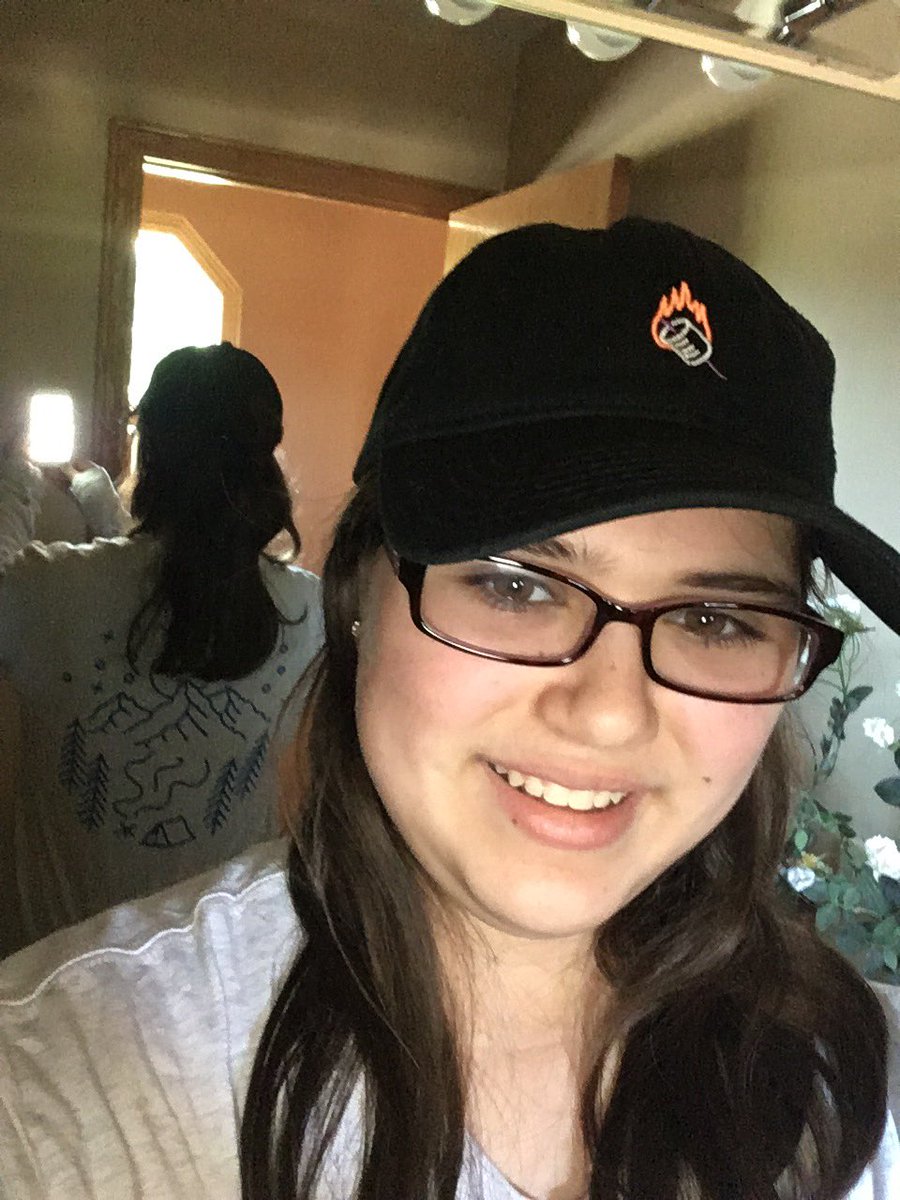 KateIsMagical's tweet photo. @trixinclothing Can I just say I love your clothes!! They are supper comfortable! #SupplyTheCreative https://t.co/VuDghxPdjN