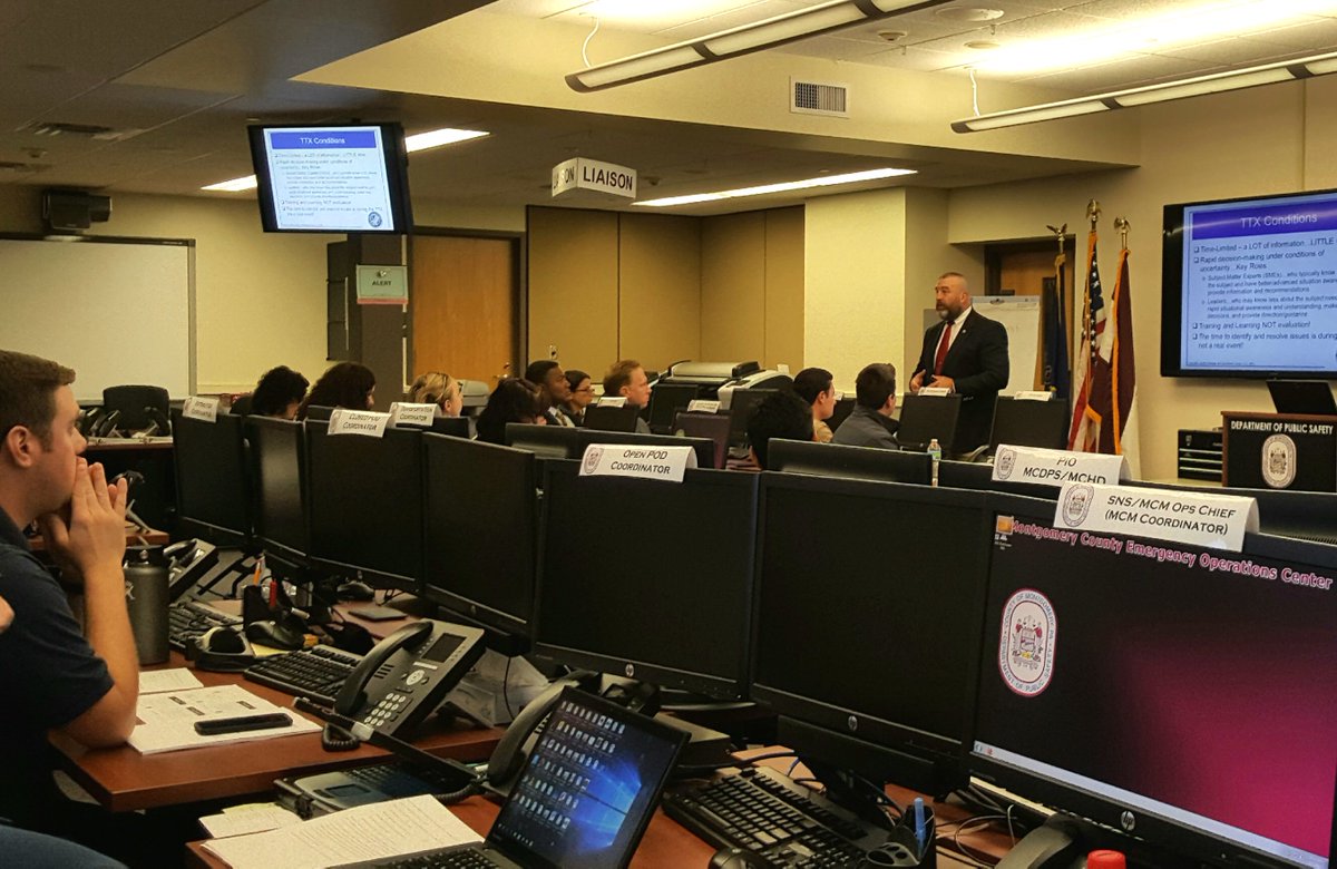 Great exercise today on response to widespread disease outbreak w/<a href="/MontcoPA/">hi montco dps</a> @MontcoHealth <a href="/PAHealthDept/">PA Department of Health</a>
