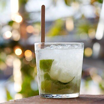 rio_boteco's tweet photo. When life gives you #lemons...you know what to do! 😜 Come have some #caipirinhas with us from #Friday! #RioBotecoLondon https://t.co/w2s4M59Z2J
