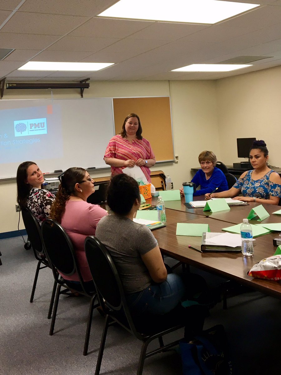 MobrayKelly's tweet photo. Parent's University! Sunset Elem math and SAEC teachers help family members understand their 4th graders learning! https://t.co/9MwZeqnmRZ