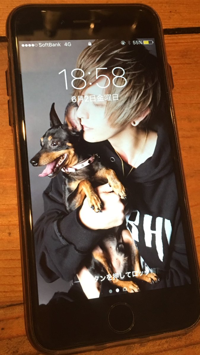 変な陰キャの整形してる実は無職のおじさん ボディメイク中 もはや自分を待ち受けにする 神7じゃなくて神1 W 刺青 タトゥー 夏 トレンド メンズ コーデ ライトアウター ミリタリー Follow ファッション 神7 つらい 無修正 横顔