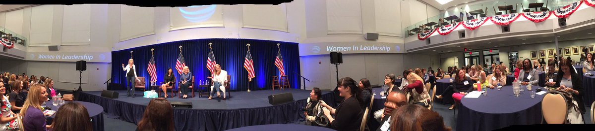 VeronicaChen556's tweet photo. Amazing and inspirational! #2017WomenInLeadershipSummit https://t.co/OsqTzHOsvb