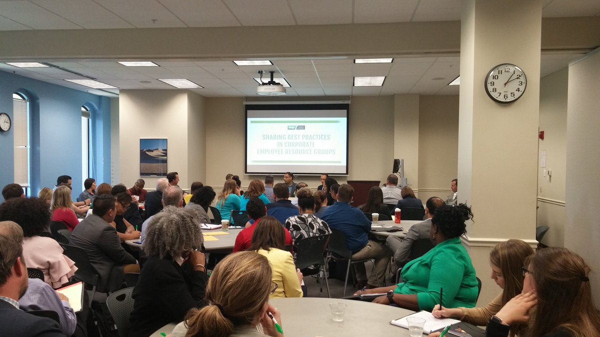 AlixSTL's tweet photo. #DAPSummit17 Greater engagement from employees in employee resource groups. @inclusivestl @MonsantoCo https://t.co/vXoZEi8f1c