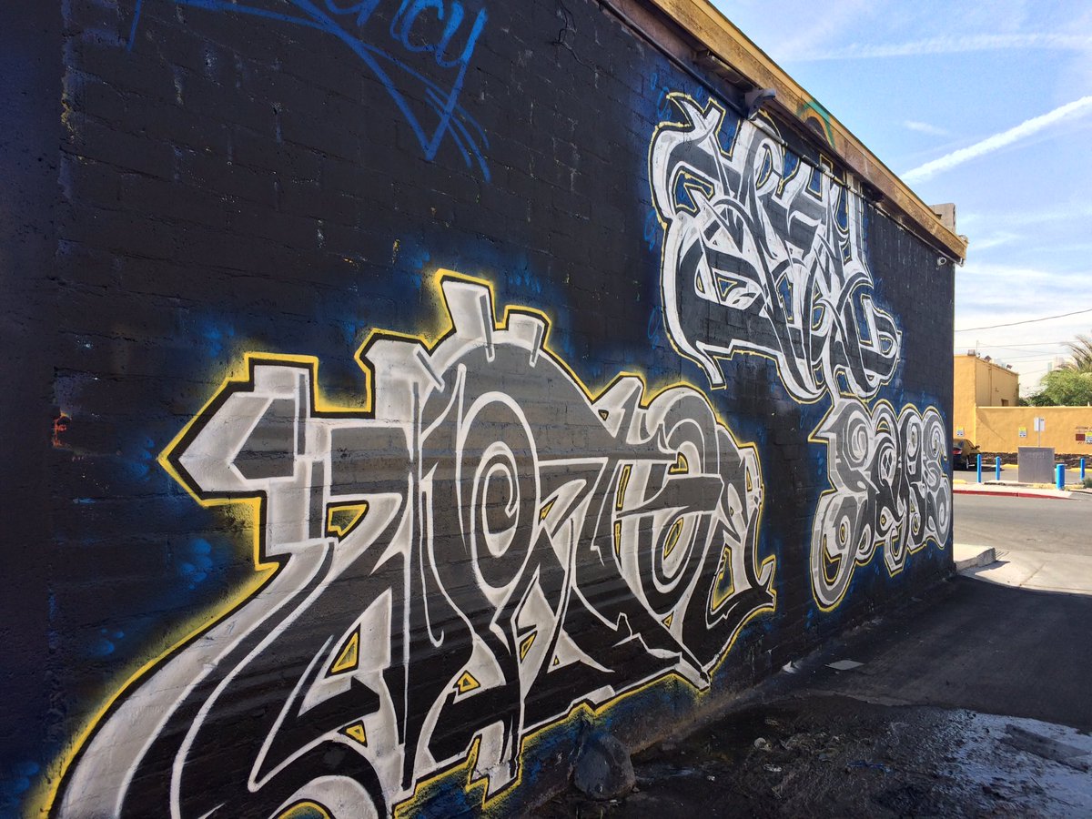 #LasVegasgraffiti #graffiti #artsdistrict #LasVegas #rattlecan