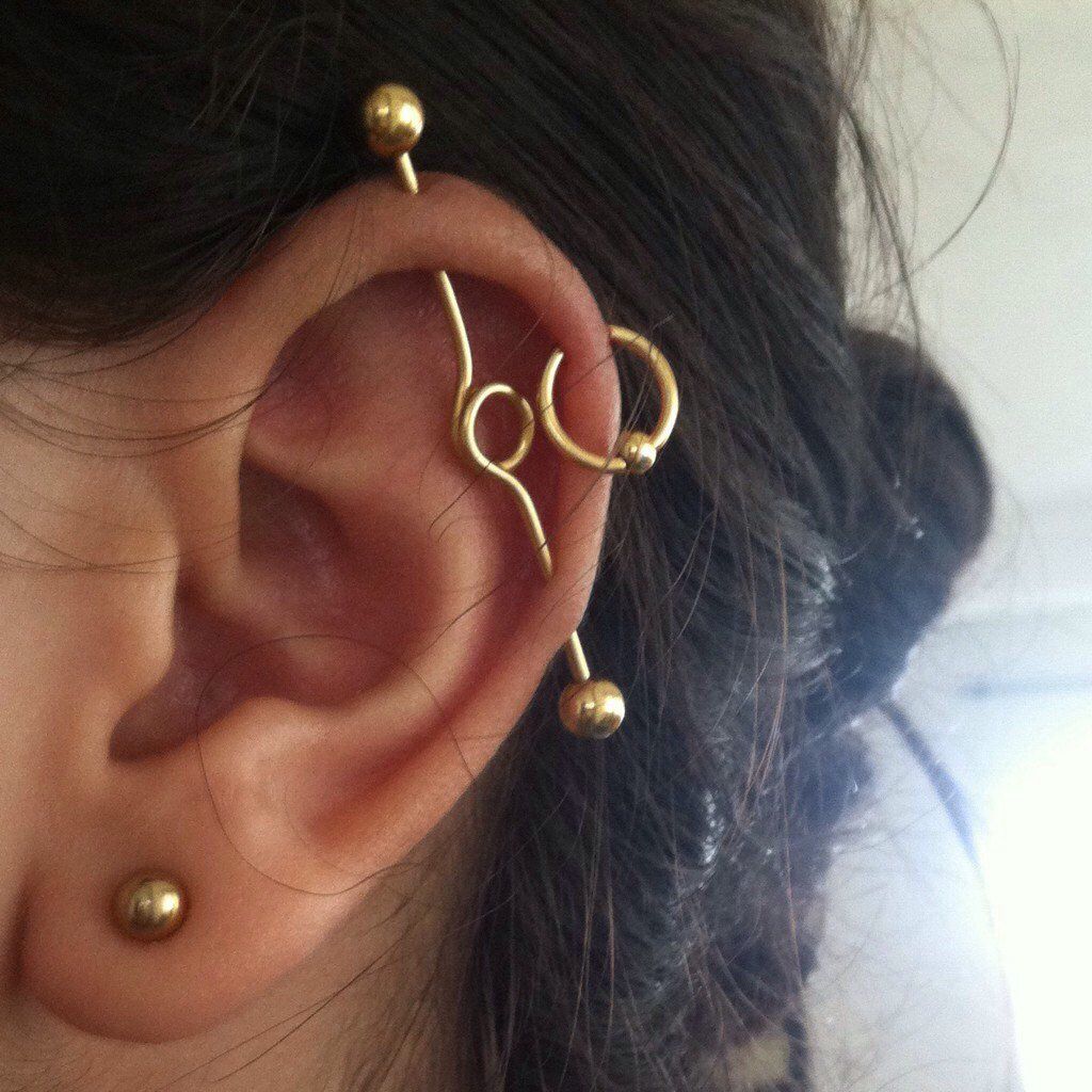 Earrings tweet media
