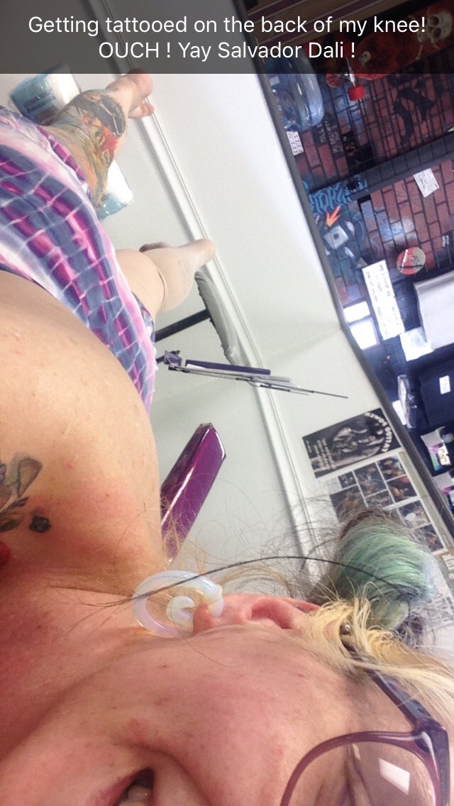 DaisyDooLoves69's tweet photo. #newtattoo #ink #inked #salvadorDali #daliTattoo #tattooed #tattooedbeauty #legtattoo #legsleeve #longlegs #sexylegs #chickswithtattoos #sex https://t.co/UYrqgwiyXy