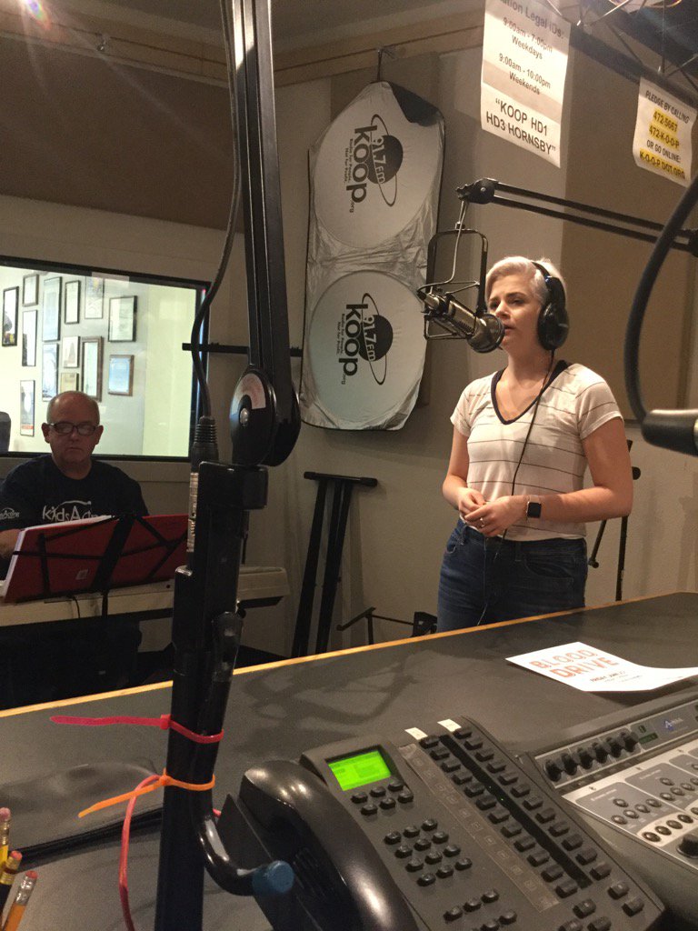 OffStageOnAir's tweet photo. Performance from cast of @AstnThtrPrjct "Bare" LIVE now https://t.co/Uk46GR5OnY