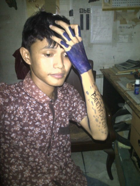 Aido S.O.G (@rommibeethoven) on Twitter photo 