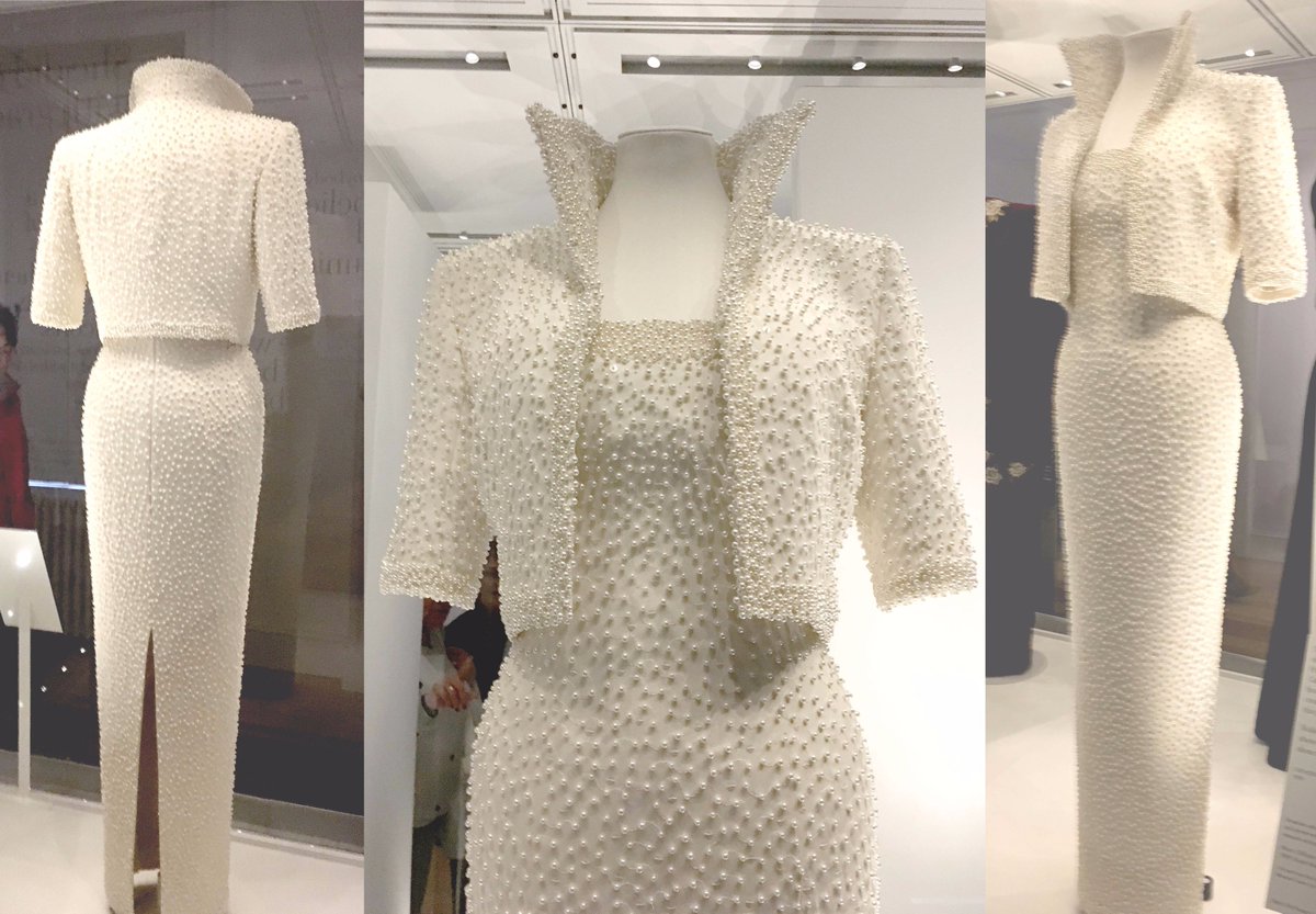 NCorrvus's tweet photo. Diana: Her Fashion Story at #KensingtonPalace. Catherine Walker dress, 1989. Known as the 'Elvis' dress. https://t.co/wA8Qu31CYA