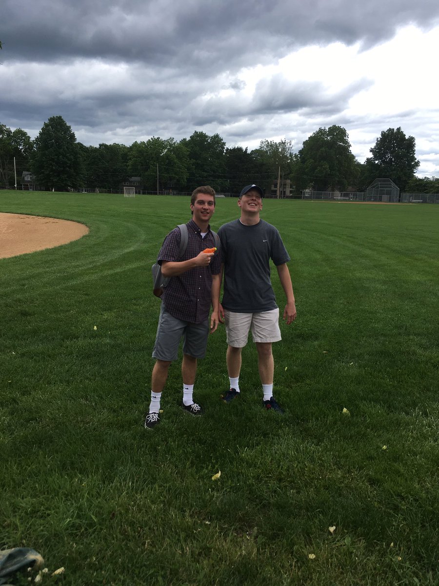 westassassin18's tweet photo. The first kill of round 3. ☠️🔫 https://t.co/cVxFokK2rU