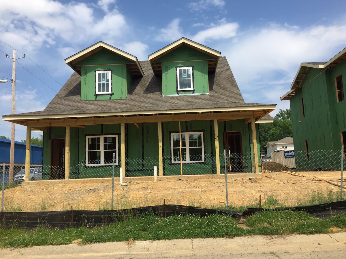 BekkiBf's tweet photo. #WeSupportCDBG @SecretaryCarson @SenatorCollins @SenJackReed Don't cut our programs for at risk neighborhoods!!! #CutsHurt https://t.co/VdXghRtie6