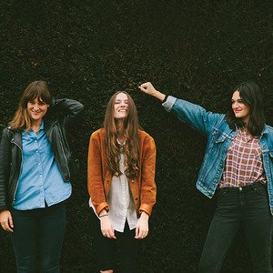 jemcfie's tweet image. #thestaves #barrowlibrary tonight #getitloudinlibraries