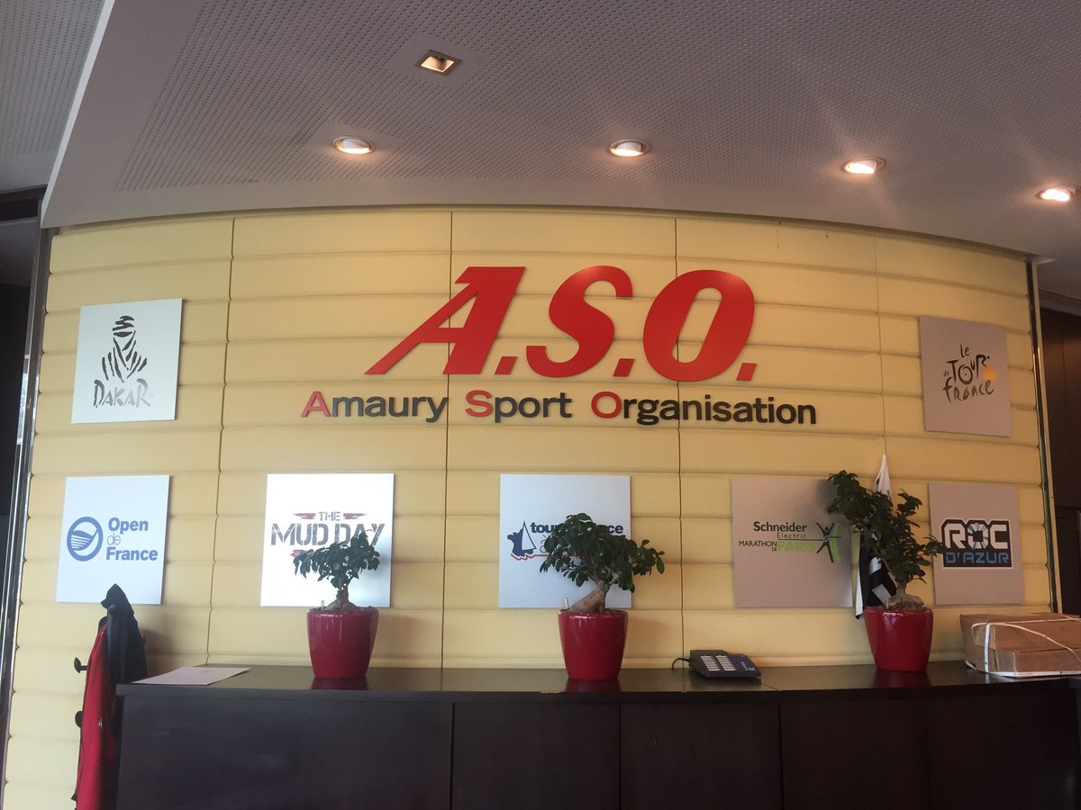 nicolasdeturck's tweet photo. We had a meeting today in Paris with A.S.O. to discuss a special project ... great team in front of us ! Top ! (With @tonypeetermans) https://t.co/7YmQpFPxG0