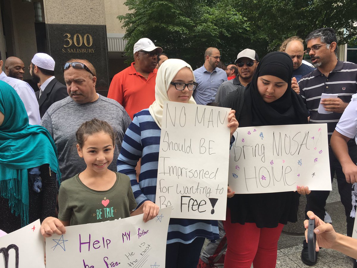 alamb's tweet photo. .@WRAL Family of Raleigh man threatened with deportation rallies to ask for him to be freed. #WRAL https://t.co/UauXqO6HQR
