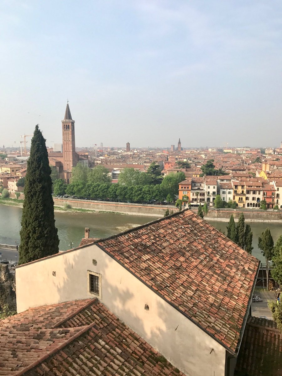 EternalNomad's tweet photo. View of #Verona from #TeatroRomano

#romanesque #veneto #italy #travel #edige https://t.co/dGC7NwEzdv