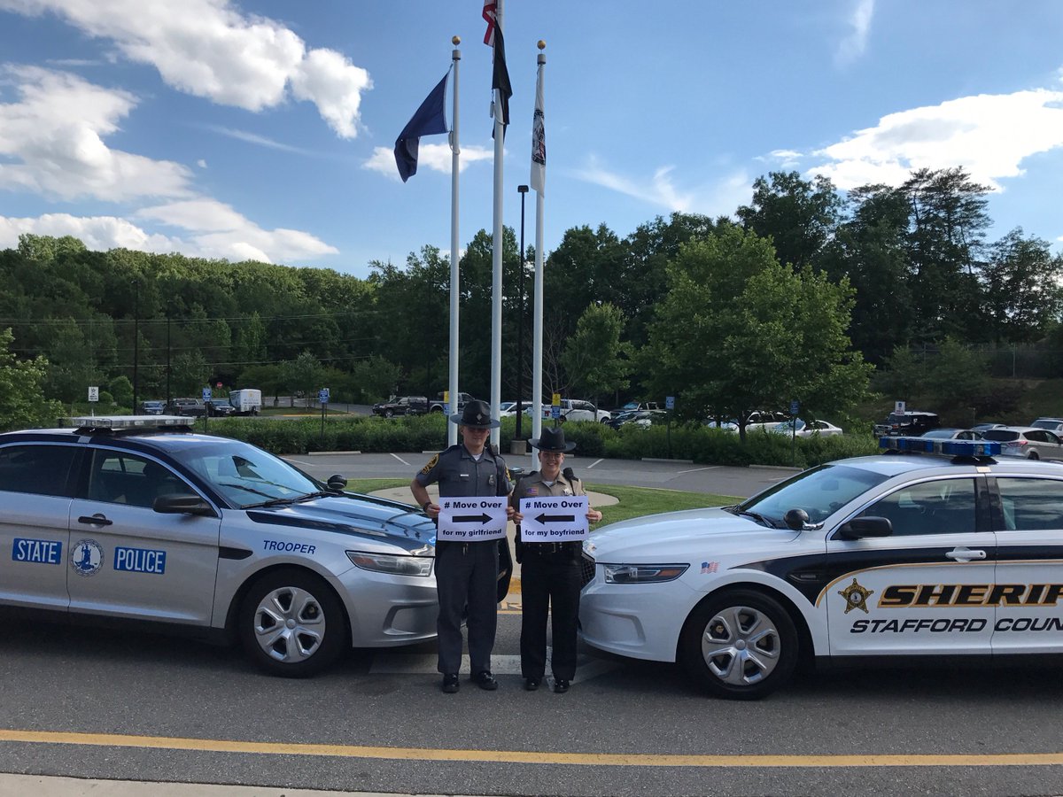 VSPPIO's tweet photo. It's #MoveOver17 Month in #Virginia. VSP &amp; @staffcosheriff asking all motorists - See the lights. Do what's right. #Drive2SaveLives https://t.co/COUAsIsKU4