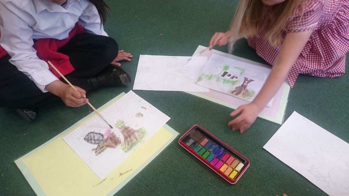 HJAMrsUpfield's tweet photo. 2NH have enjoyed designing their new outdoor learning area using watercolours! https://t.co/x1rQmIXeZ3