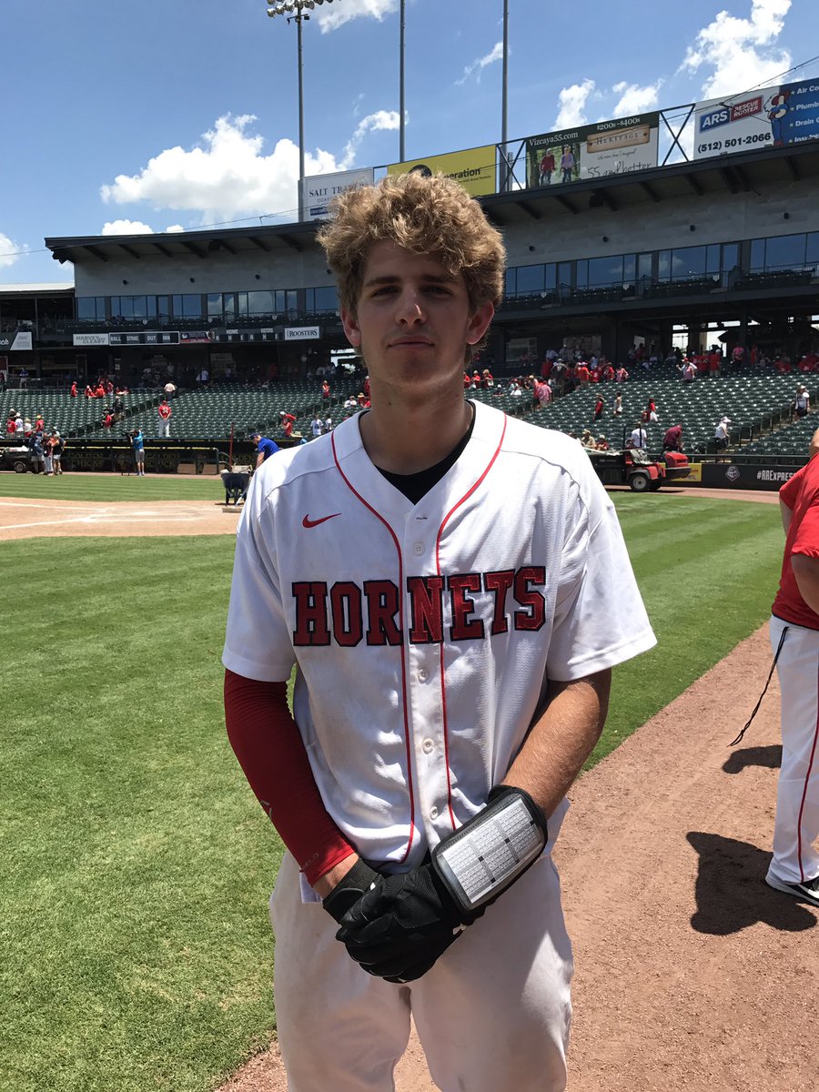 2ATxHSBaseball's tweet photo. Albany 0
Muenster 1
Final

Player of the Game
Parker McGrew https://t.co/Yfb8HXT9kl