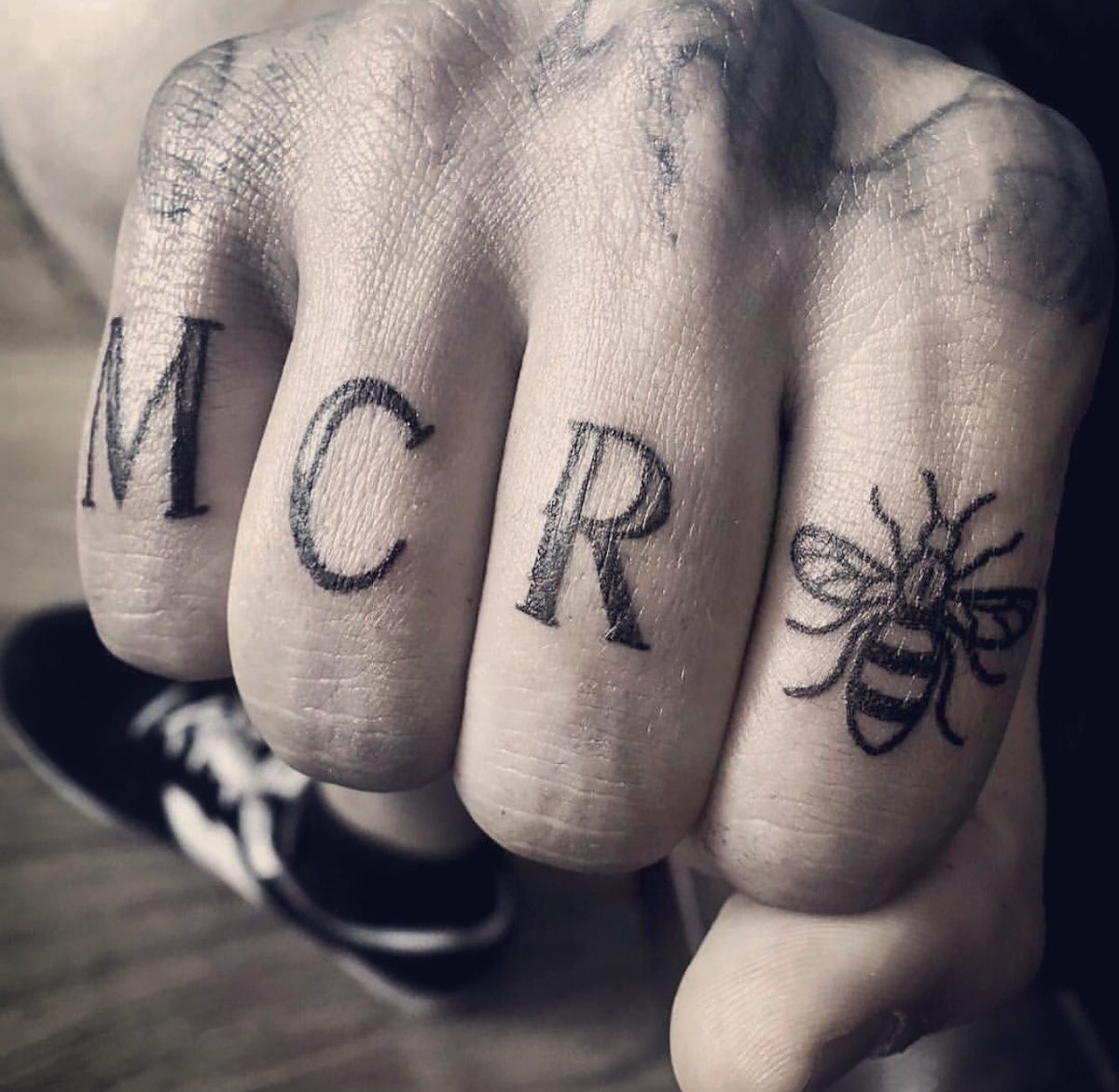 ManchesterTeaCo's tweet photo. Knuckles | MCR #Ilovemcr #OneLoveMachester https://t.co/6OyrvpzLS3
