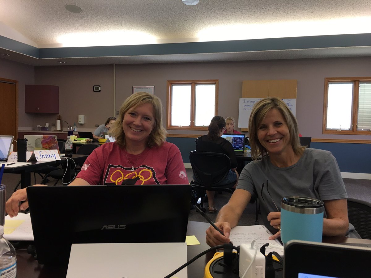 beckyjomarshall's tweet photo. Having fun re-connecting with friends and learning all things Google!! Thanks for the opportunity @87tennisgirl and @esu11! https://t.co/iMUXMVIFZD