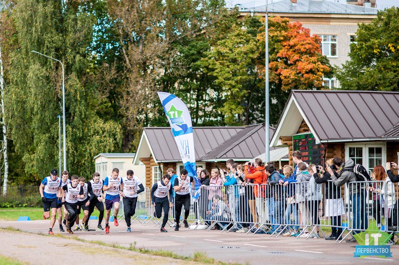 it_events_com's tweet photo. Беговая эстафета «IT Run #2» \ Санкт-Петербург \ 23.09.17 https://t.co/kEtIpGr8rN #itrun https://t.co/rkeRX5Yxf9
