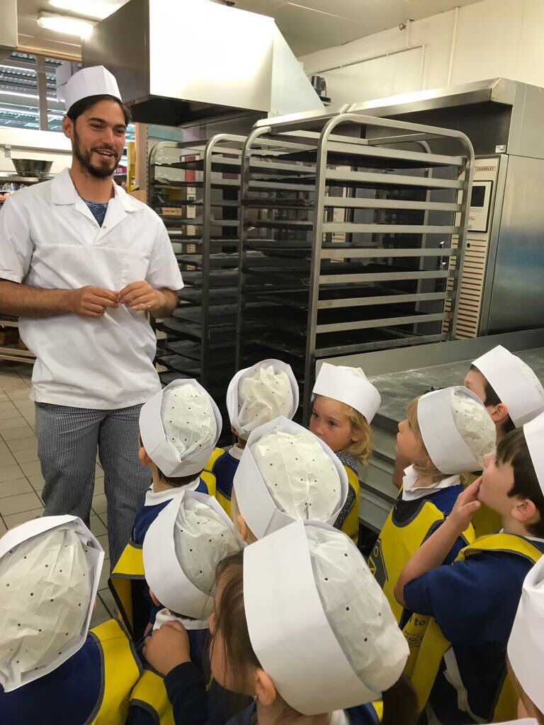 CCPPSchool's tweet photo. Yum ,this smells delicious. We learnt how to make and bake our own 🍞@Tesco5029 #ccpFP #ccpcommunity #ccpPSD https://t.co/GR6DtamK9X