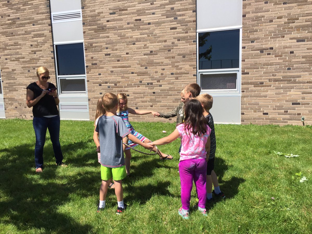 205MissHansen's tweet photo. We had a lot of fun at our end of the year party today! Huge shoutout to @mandy_gru @LauraWiske1 @danamo @dfunkinc for organizing! https://t.co/6tEjmYld8k