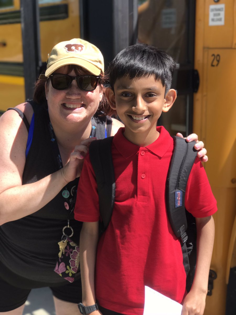 SLoomisLMC's tweet photo. Mrs. Price just put the LAST Mustang on the bus for the summer! Happy Summer! Follow us all summer long #slsummer https://t.co/S4Nwtfq01t