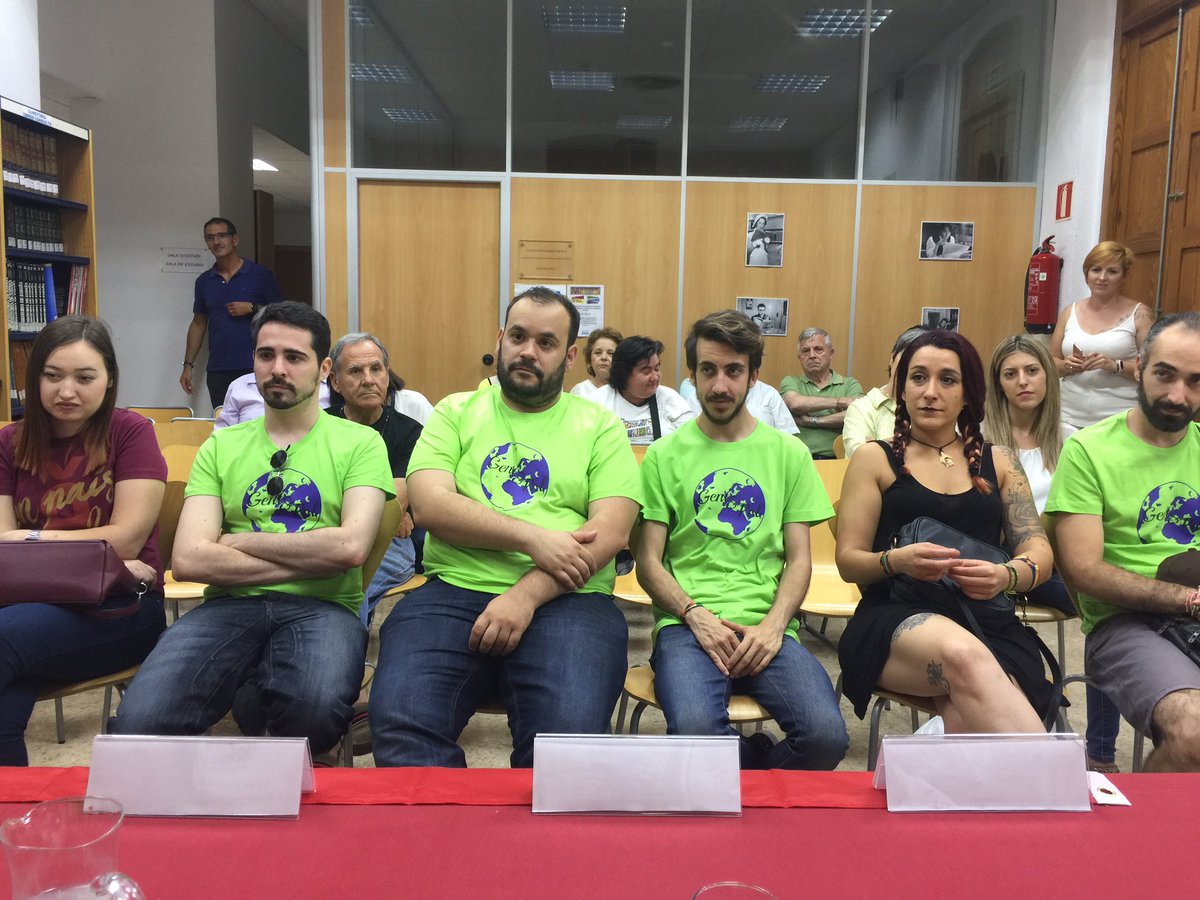 Itacasex's tweet photo. Esta tarde en la presentación de mi libro @GentPolMoncada @Itacasex @ivan_Bailach @igualaT_VLC @PsoeSex @isagarciasanc @SocialistesVal #ANEM https://t.co/ZdqxrcYt79
