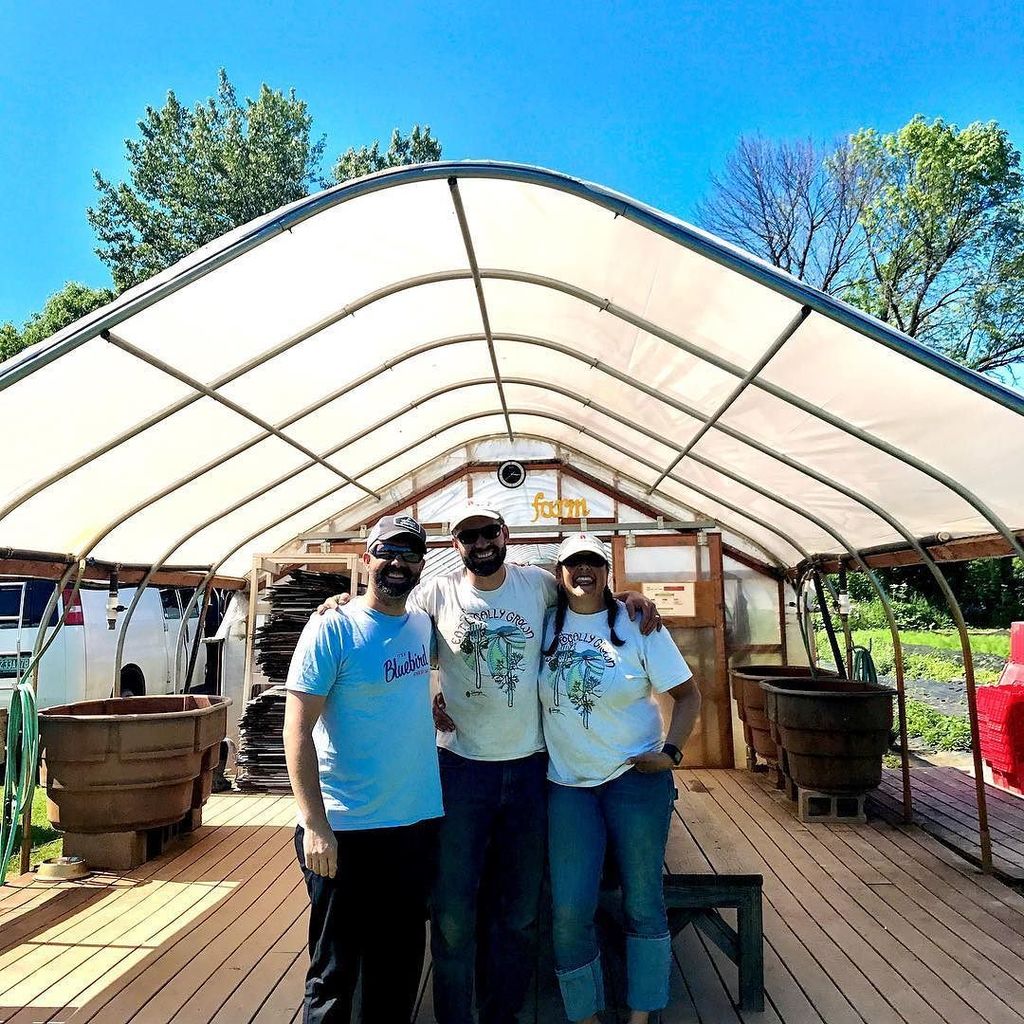bluebirdvermont's tweet photo. A Bluebird Kind of Day @halfpintfarmers 🙌
#btv #vt #vermont #intervale #❤️ https://t.co/iuquMBCBvl https://t.co/e7GSNHgmFu