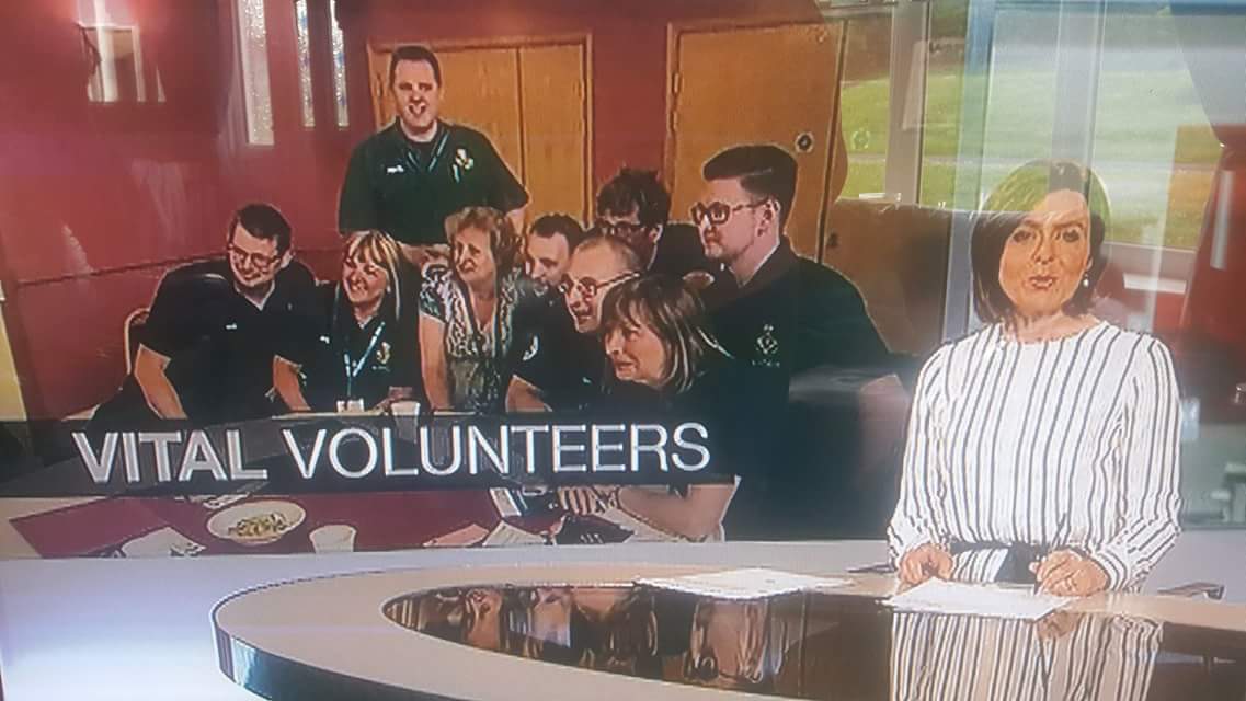 being_herself's tweet photo. @NEAmbulance  oh what a night at the awards. on the tv too ! https://t.co/xJdxsVysWu