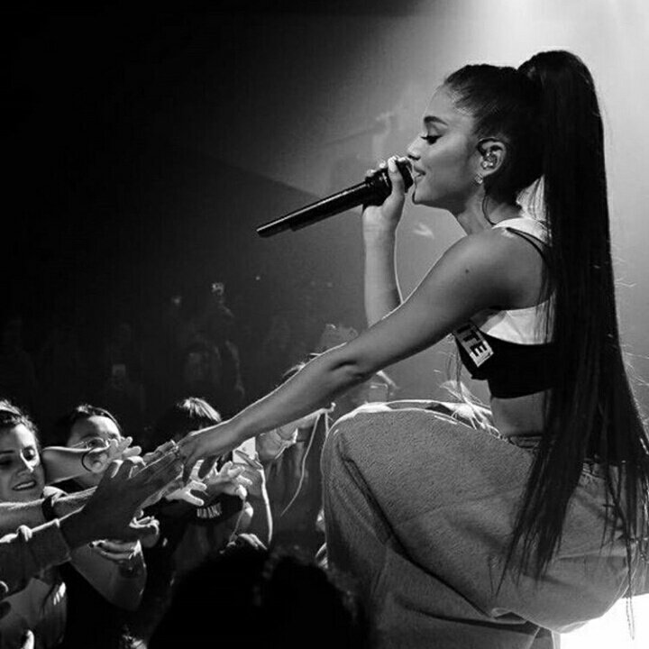 ArianaRpgGrande's tweet photo. #NouvellePhotoDeProfil https://t.co/ElpJDSZOP4