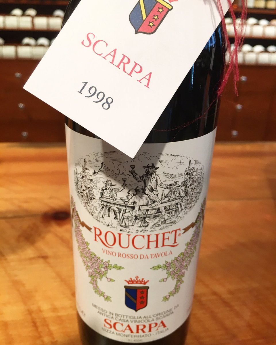 baccowinecheese's tweet photo. The great Scarpa! This #ruche from 1998 is showing magnificently! #winegeek #libraryrelease #limited #vinoitaliano #winetime #monferrato https://t.co/QjtKUhxhcV
