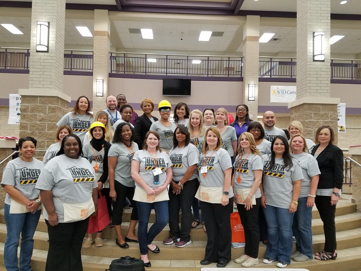 fbisddlc's tweet photo. Teamwork makes the dream work! Thanks to all who joined us at the #fbisddlc! https://t.co/S1fIKLlmqZ