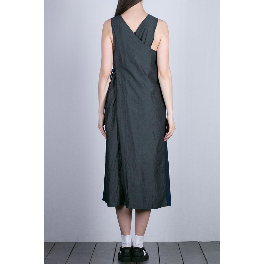 BlueButtonShop's tweet photo. On Sale now
#EngineeredGarmentsFWK #EngineeredGarments Sun Dress
Styling with
#Kapital Bandana
#AuroraShoeCo
#Decho Bucket Hat https://t.co/Aqmu8xwI6F