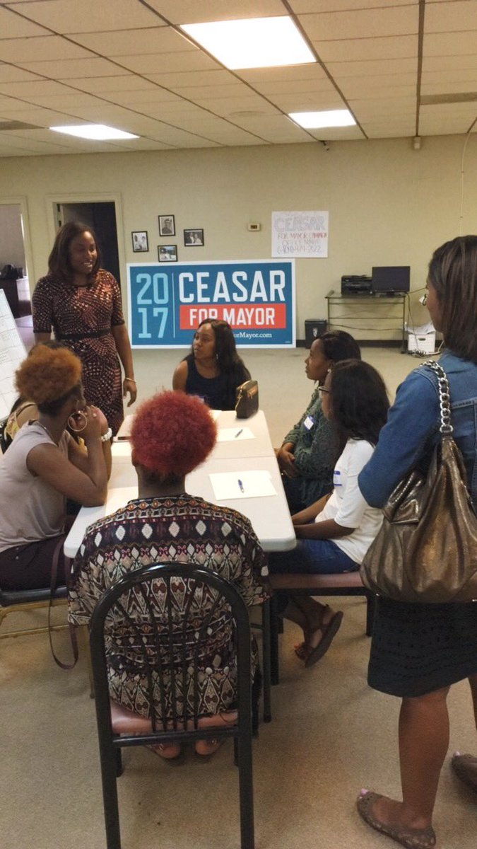 ceasarcmitchell's tweet photo. Today our office was graced with #BlackGirlMagic from the Precious Pearls Strands of Excellence Cotillion. Keep up the great work! #atl17 https://t.co/laTDC01TZE