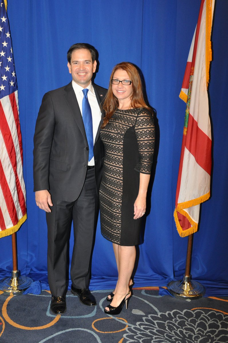 SBFpoliticos's tweet photo. Great night at the @PinellasREC Lincoln Day Dinner with @marcorubio! https://t.co/UBziAD6EVj