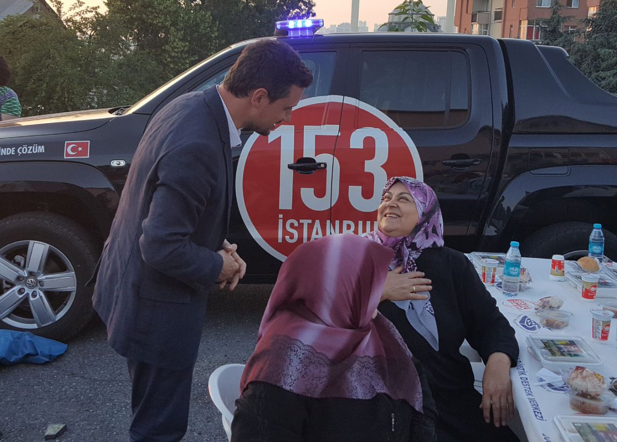 akpartibesiktas's tweet photo. İlçe Başkanımız Sn.Ferşat YILDIRIM'ın katılımı ile Akatlar Mahallesi iftar programımızı gerçekleştirdik. https://t.co/MCpZVQlyBk