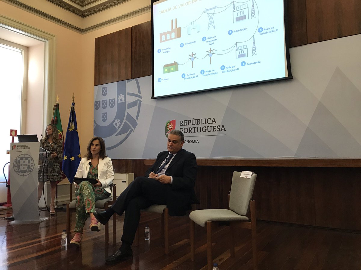 energyTorres's tweet photo. interessante iniciativa @economia_pt para mostrar bons percursos de empresas #energia portuguesas #Painhas com @JorgeSeguro @dinheiro_vivo https://t.co/OG2OAHZf4r
