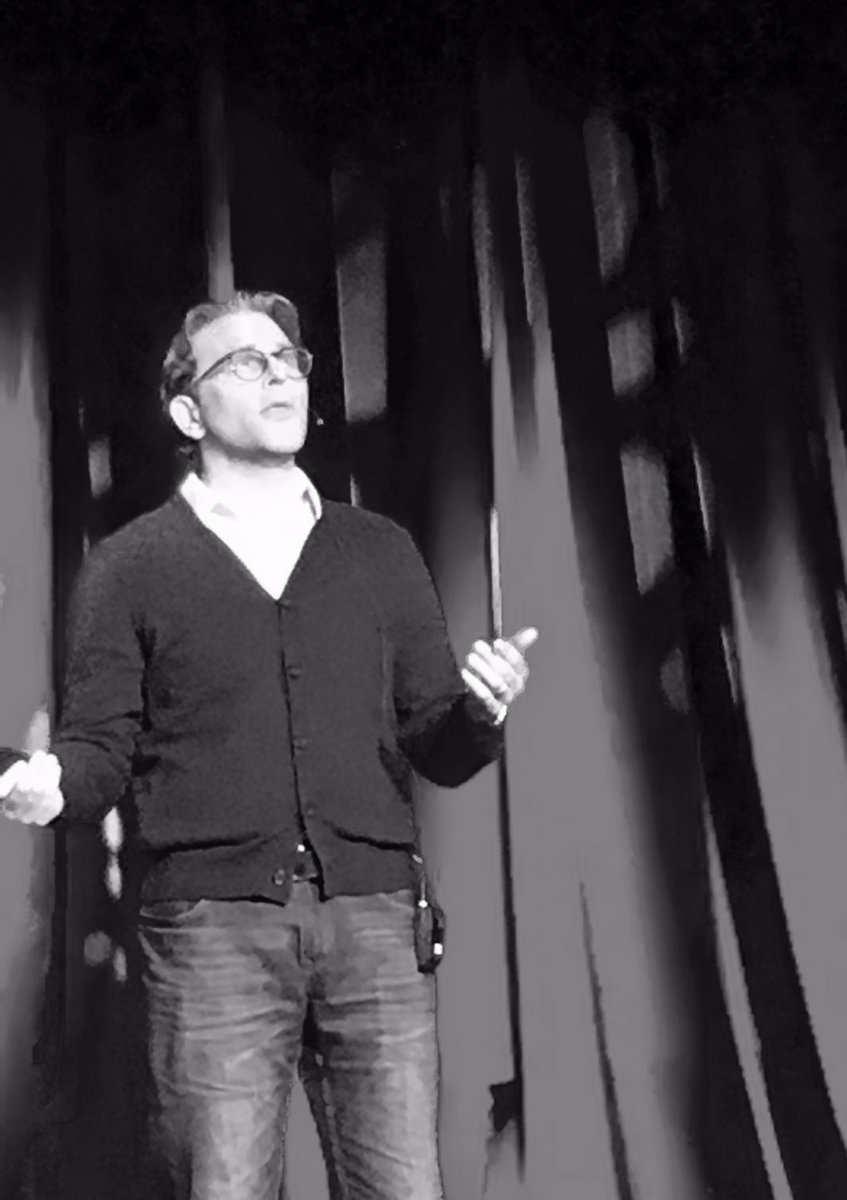 morrischris's tweet photo. Listening to one of my favorite Canadians - @wazaroff at #cudisrupt https://t.co/cB7AMXzFrY