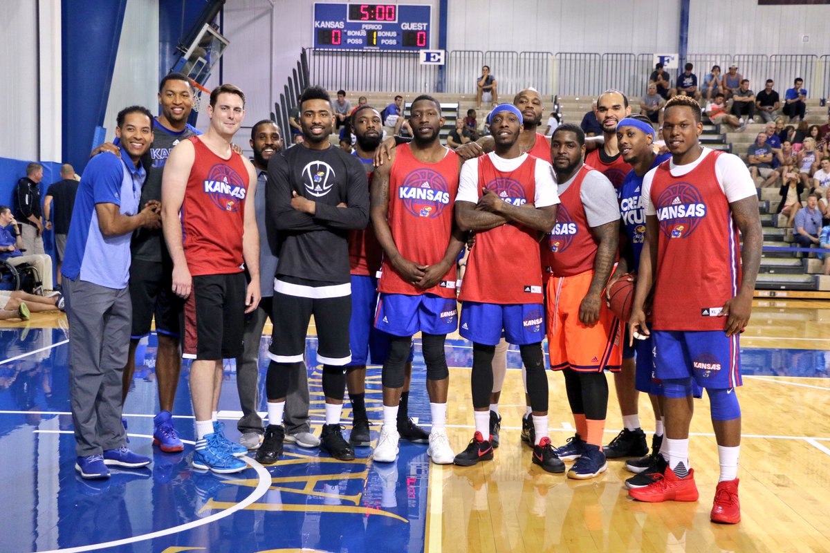 KUHoops's tweet photo. Once a Jayhawk, always a Jayhawk #RockChalk https://t.co/mM5e6k5n3W